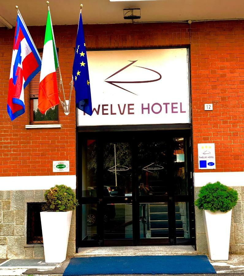 Twelve Hotel Μονκαλιέρι Εξωτερικό φωτογραφία